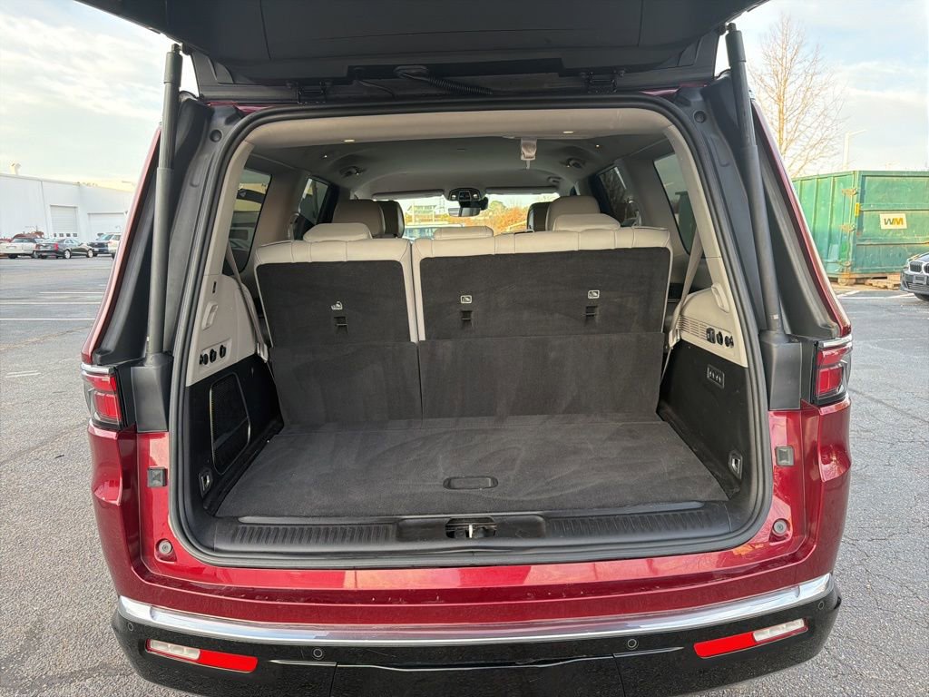 Used 2024 Jeep Wagoneer Series III image 24