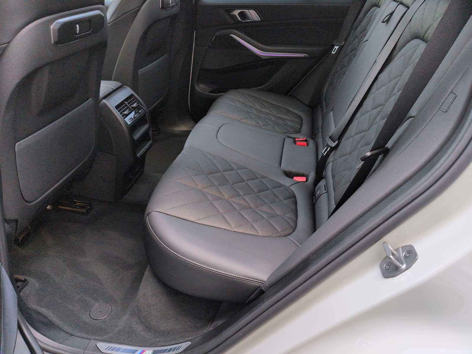 Used 2026 BMW X5 xDrive40i image 21