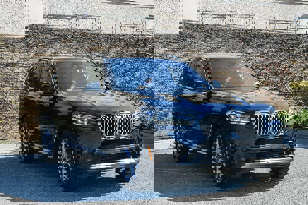 Used 2024 BMW X3 sDrive30i w/ Convenience Package image 3