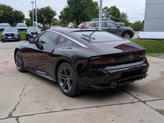 New 2027 Nissan Z Sport RWD image 3
