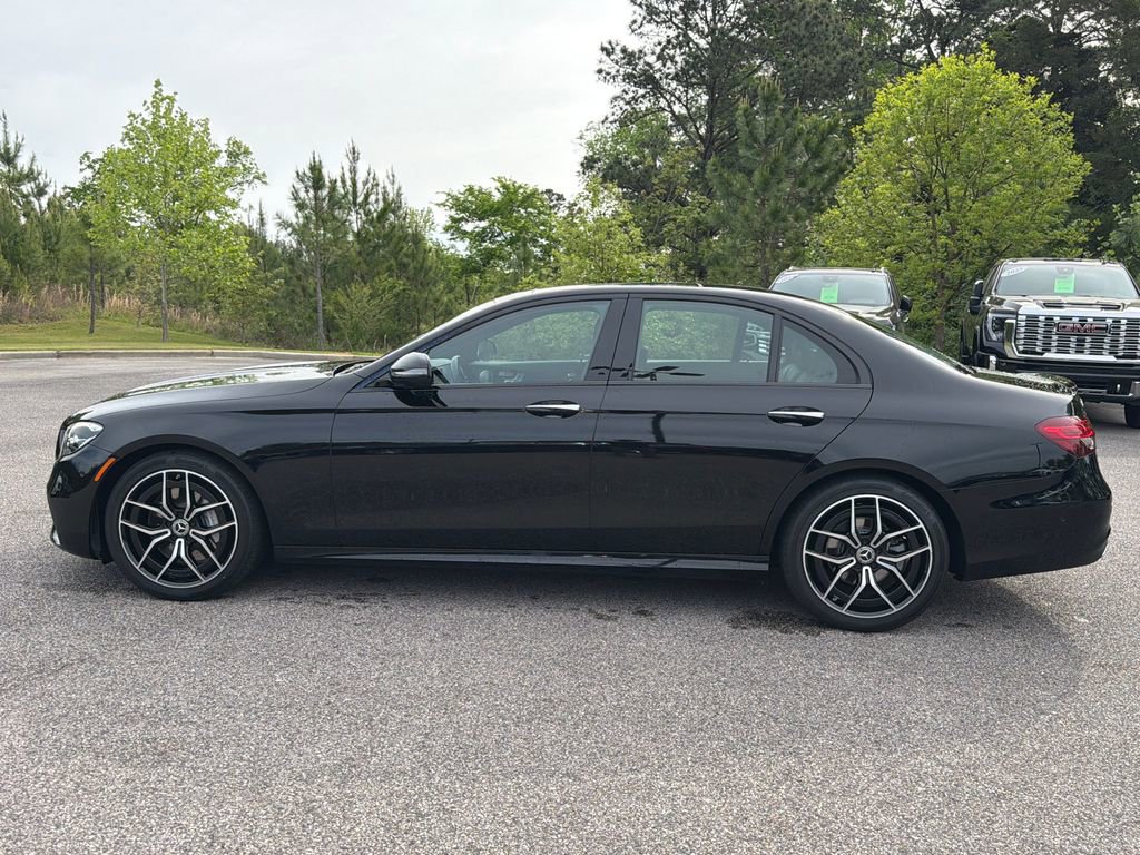 Used 2022 Mercedes-Benz E 350 Sedan image 4
