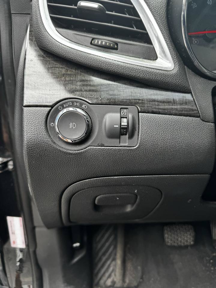 Used 2013 Buick Encore Leather FWD image 17