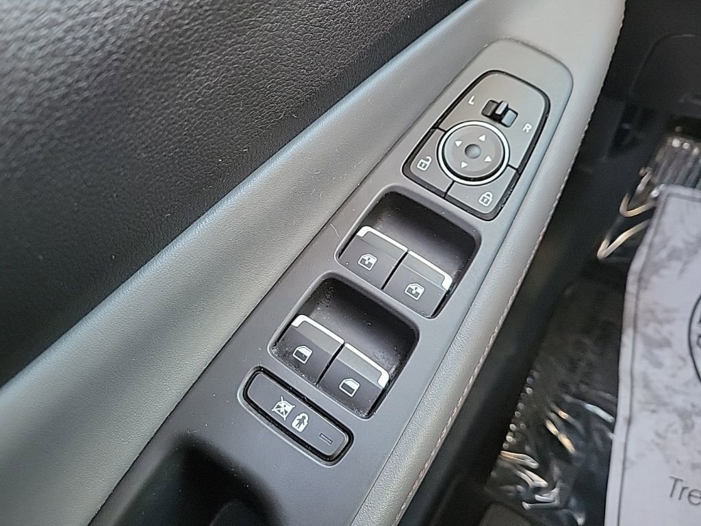 Used 2020 Hyundai Santa Fe Limited image 28