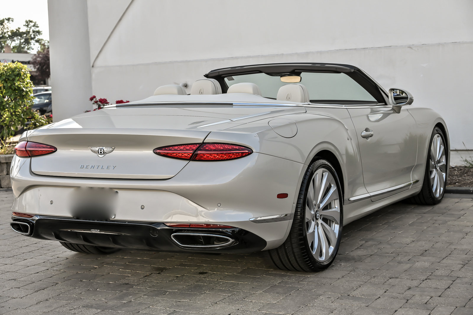 New 2026 Bentley Continental GTC AWD/4WD image 8
