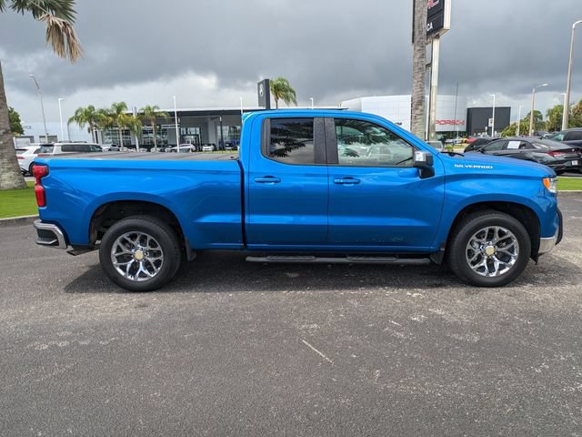 Used 2022 Chevrolet Silverado 1500 LT w/ Protection Package RWD image 3