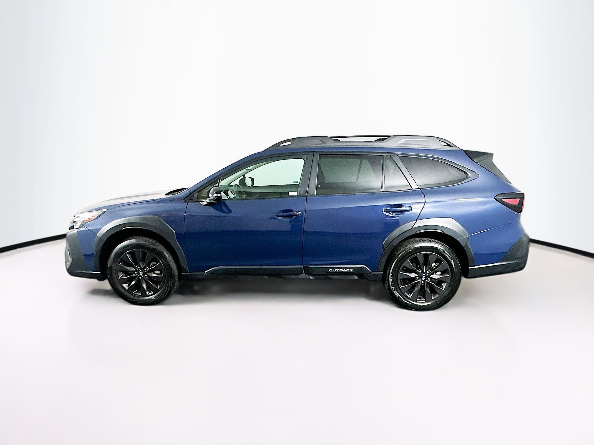 Used 2025 Subaru Outback Onyx Edition AWD/4WD image 4