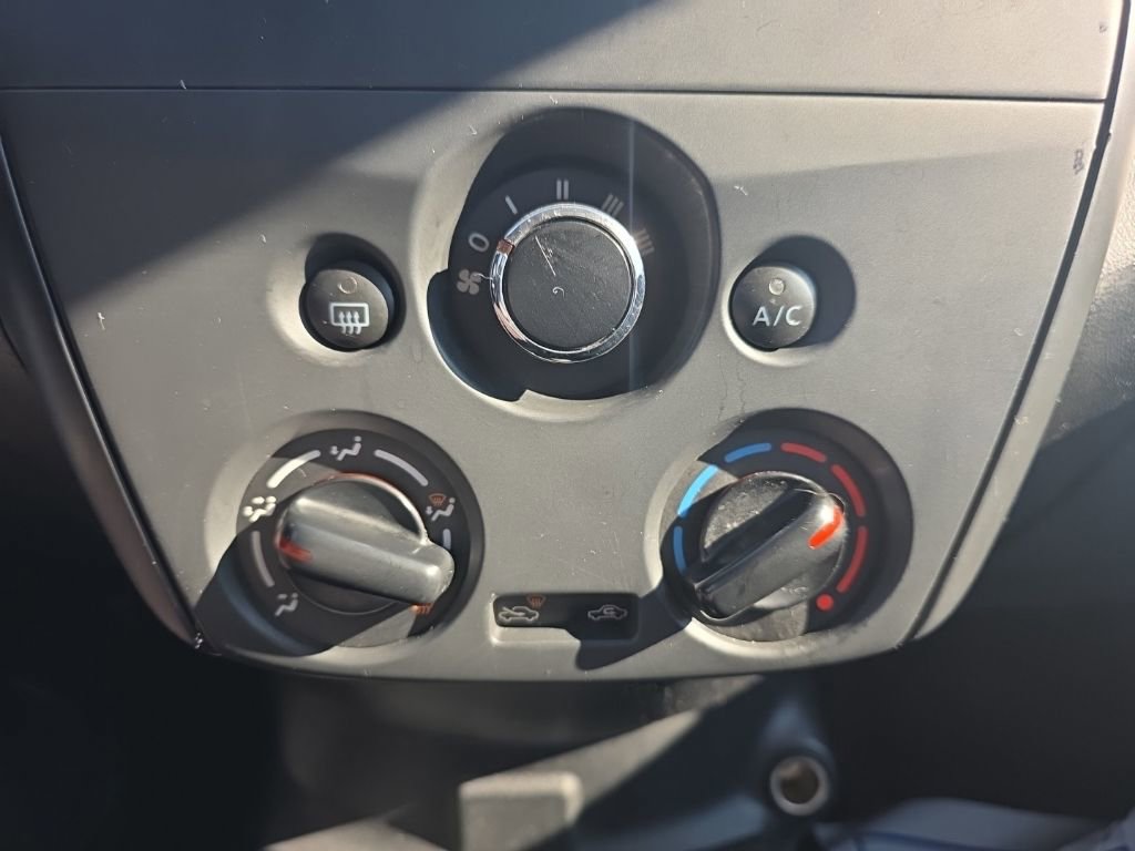 Used 2017 Nissan Versa S Plus image 24