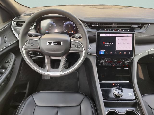 Used 2025 Jeep Grand Cherokee Limited RWD image 10