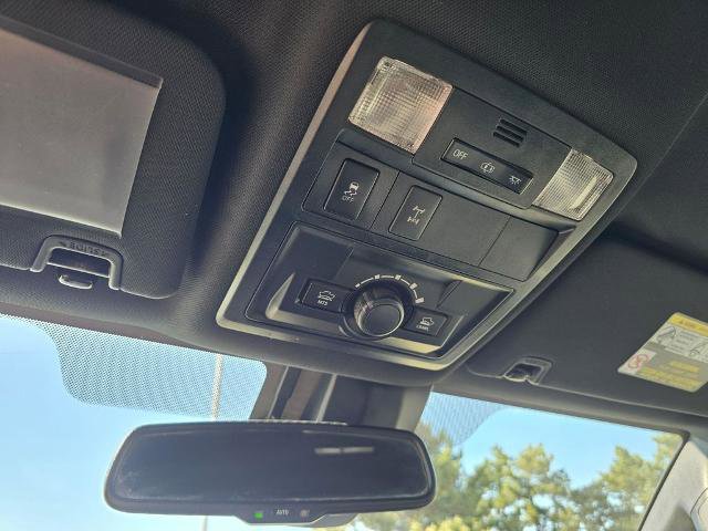 Used 2019 Toyota Tacoma TRD Off-Road AWD/4WD image 30