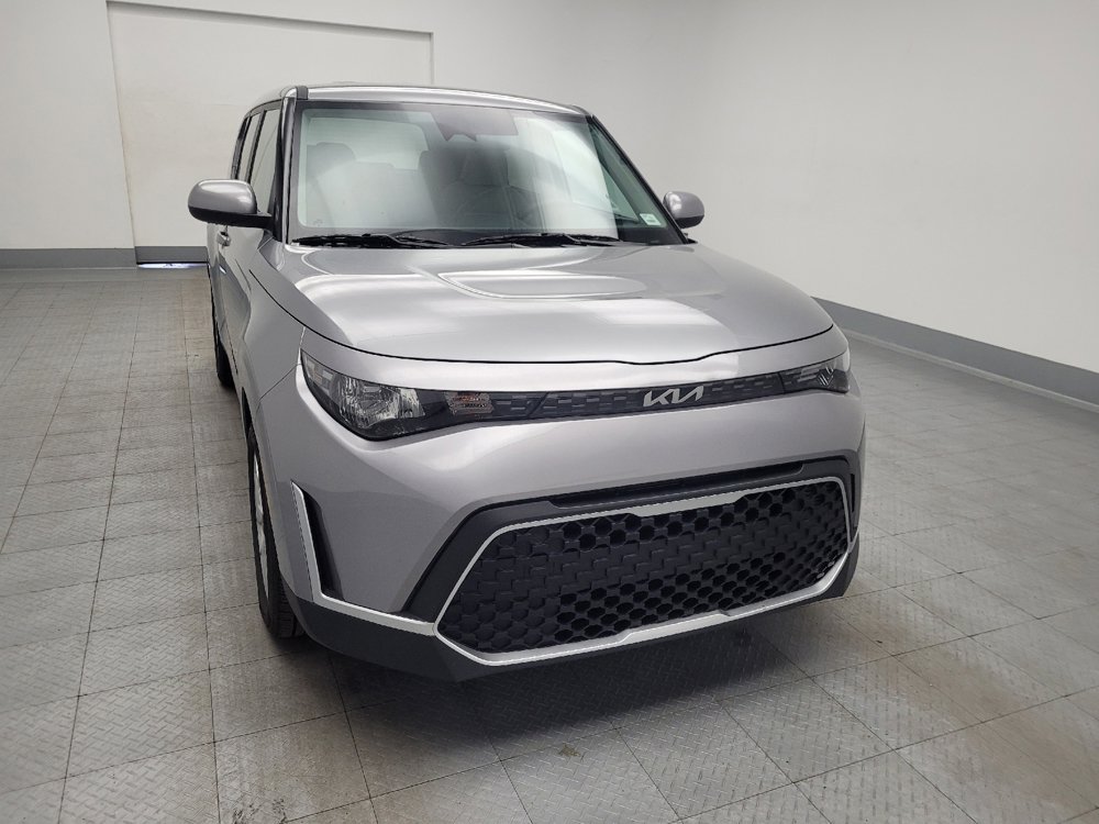 Used 2025 Kia Soul LX image 14