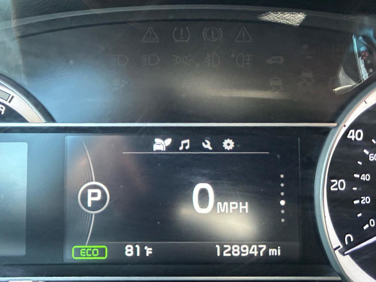 Used 2017 Kia Niro LX FWD image 21