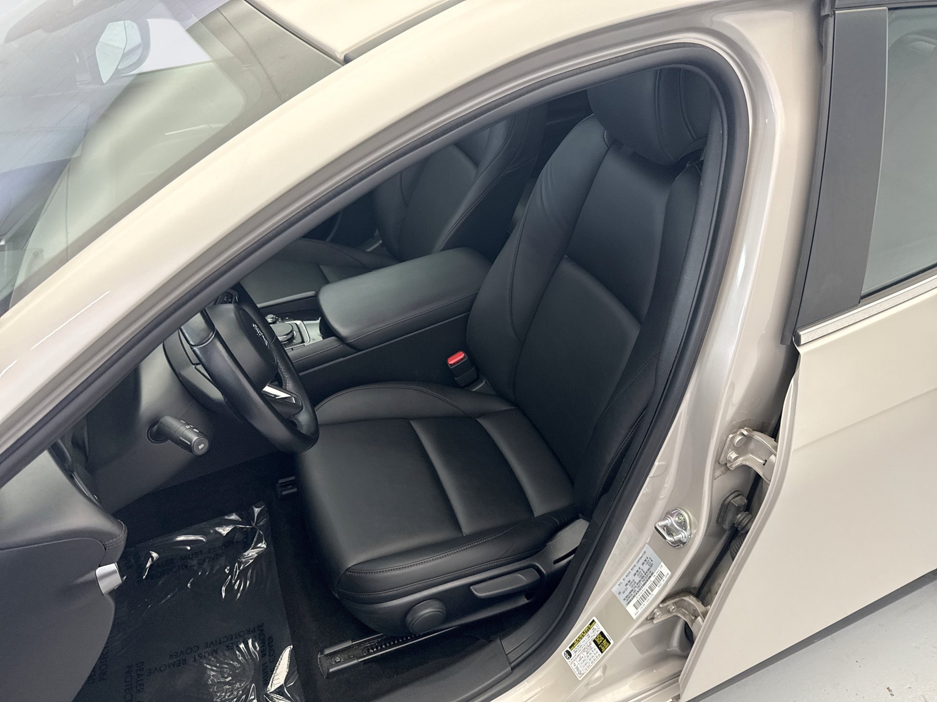 Used 2025 MAZDA MAZDA3 s Sport FWD image 11