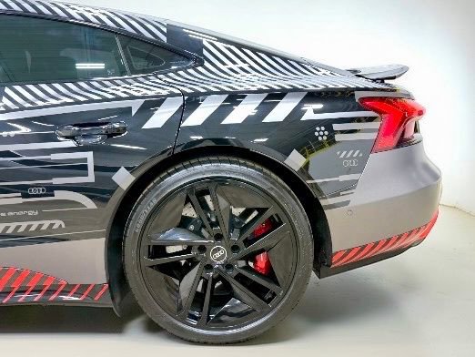 Used 2023 Audi RS e-tron GT image 15