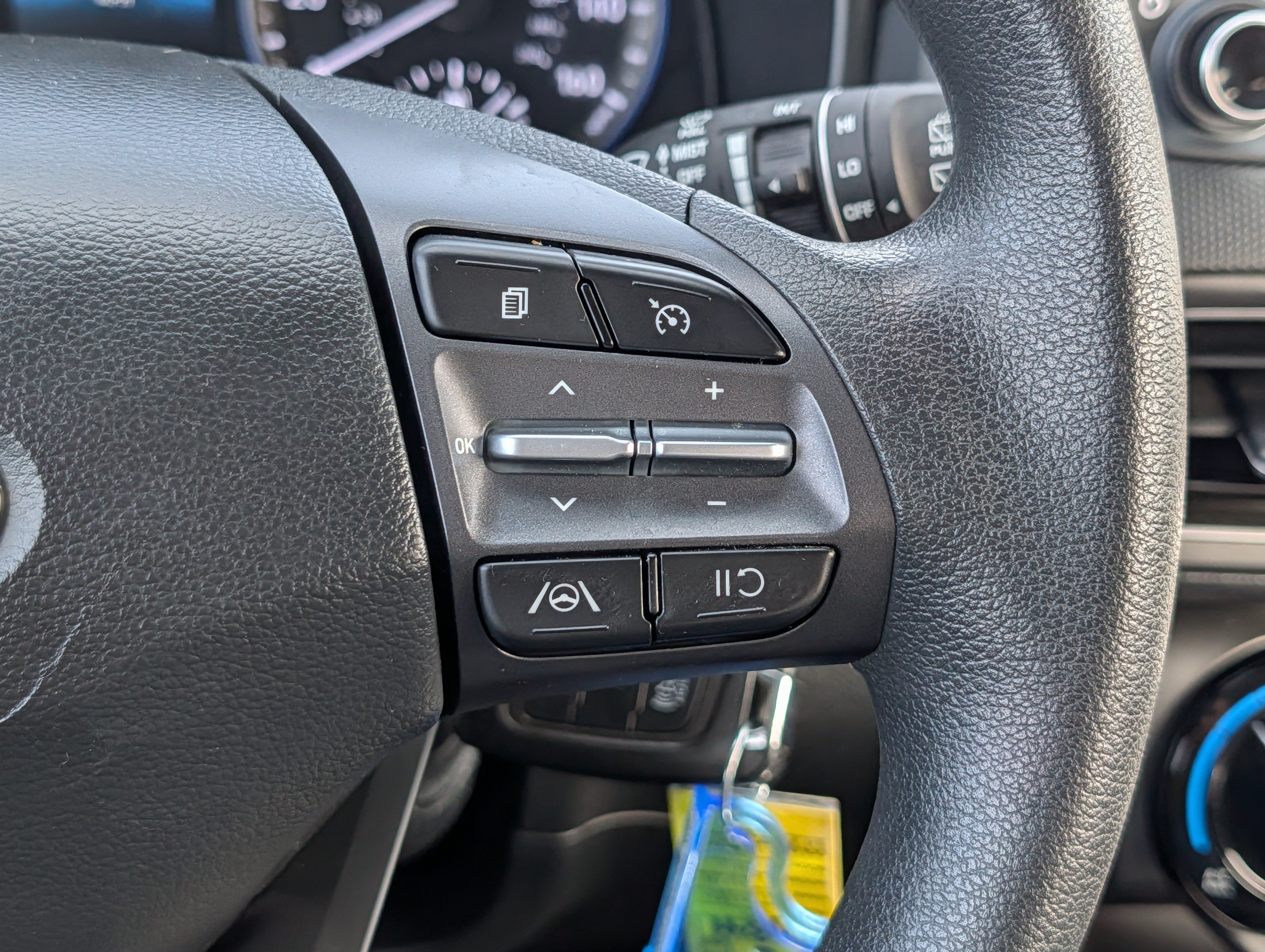 Certified 2023 Hyundai Kona SE AWD/4WD image 30