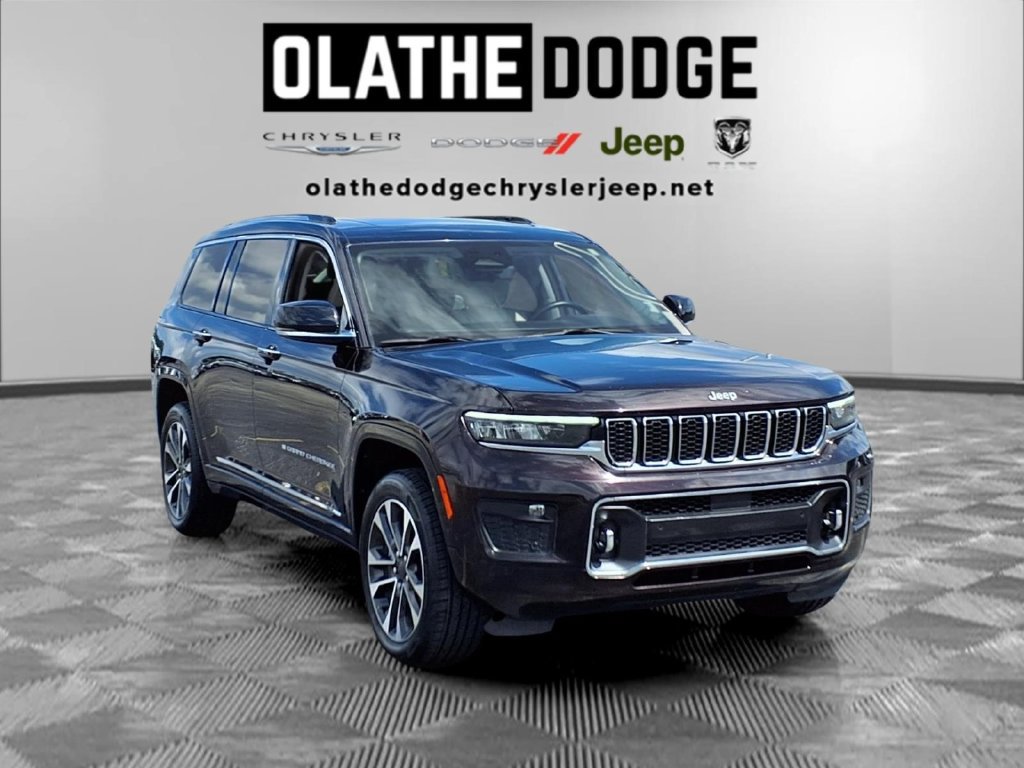 Used 2022 Jeep Grand Cherokee L Overland w/ Luxury Tech Group IV AWD/4WD image 32