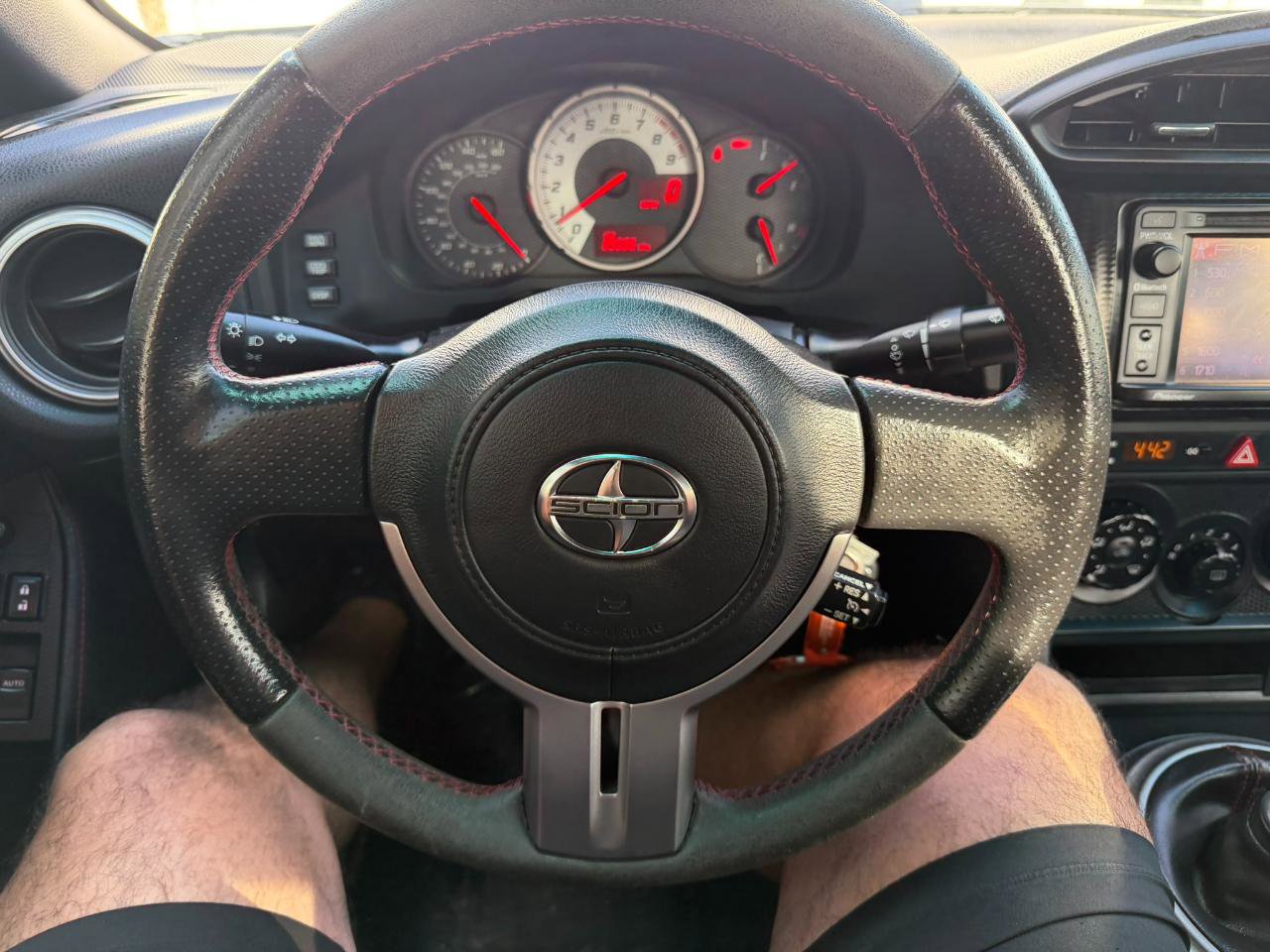 Used 2014 Scion FR-S image 27