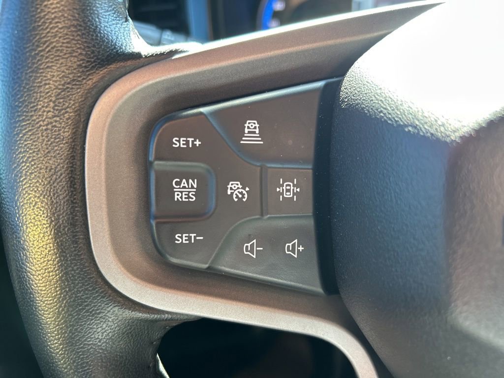 Used 2023 Ford Bronco Wildtrak image 24