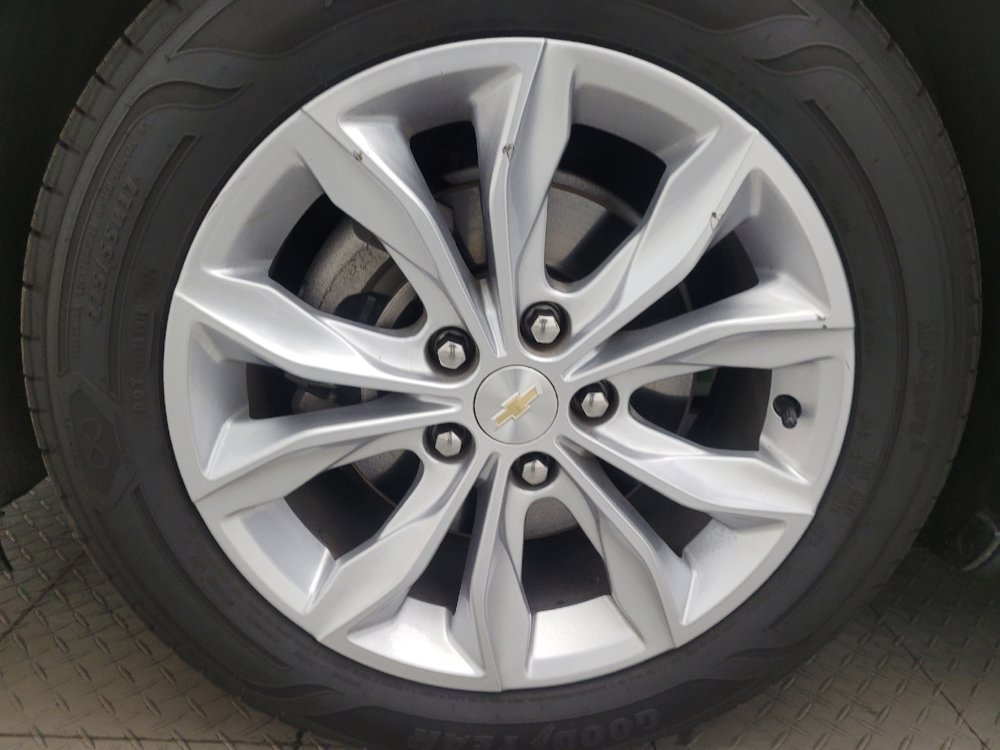 Used 2022 Chevrolet Malibu LT FWD image 31