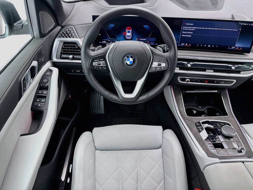 Certified 2026 BMW X5 xDrive50e w/ Climate Comfort Package AWD/4WD image 10
