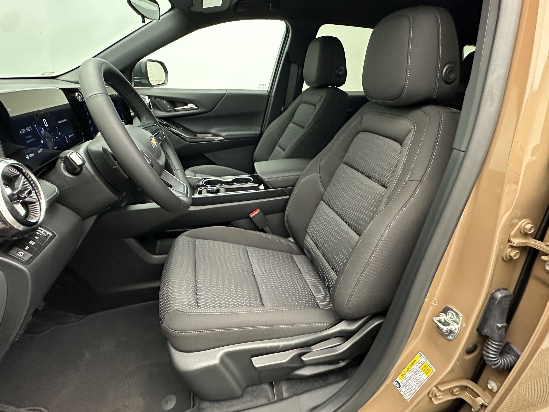 New 2027 Chevrolet Equinox LT AWD/4WD image 5