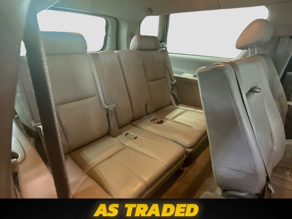 Used 2007 Chevrolet Suburban LT w/ LT Preferred Equipment Group AWD/4WD image 25