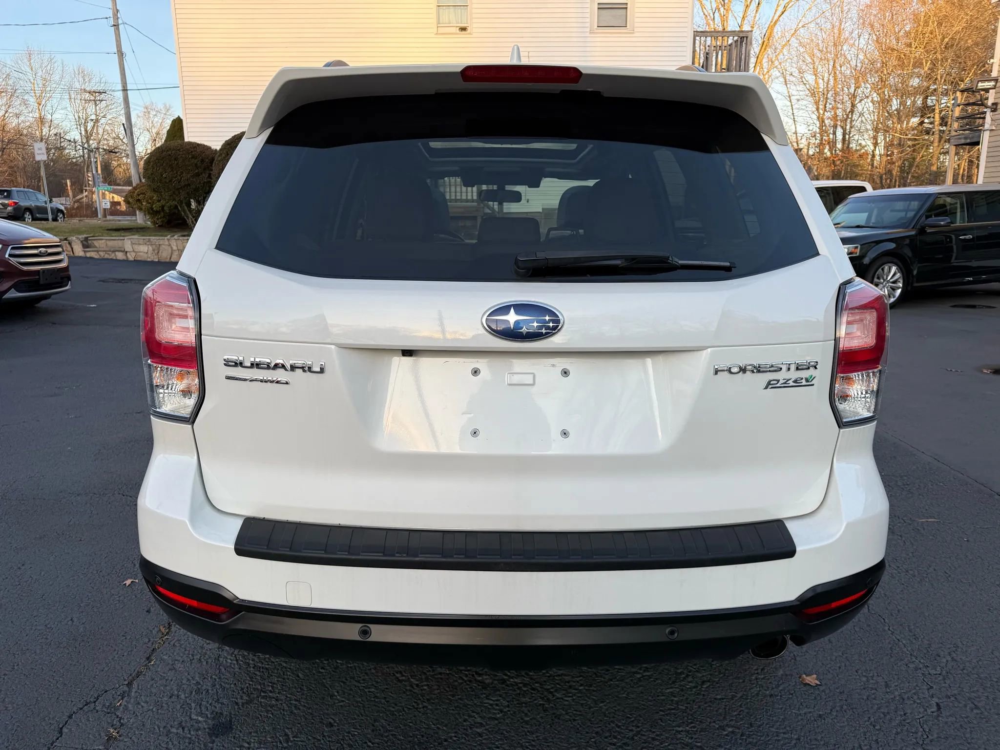 Used 2017 Subaru Forester 2.5i Limited image 6