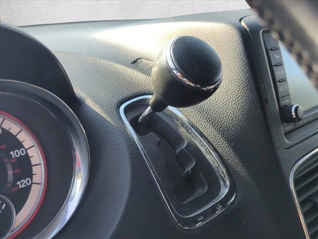 Used 2014 Dodge Grand Caravan SXT w/ Blacktop Package FWD image 16