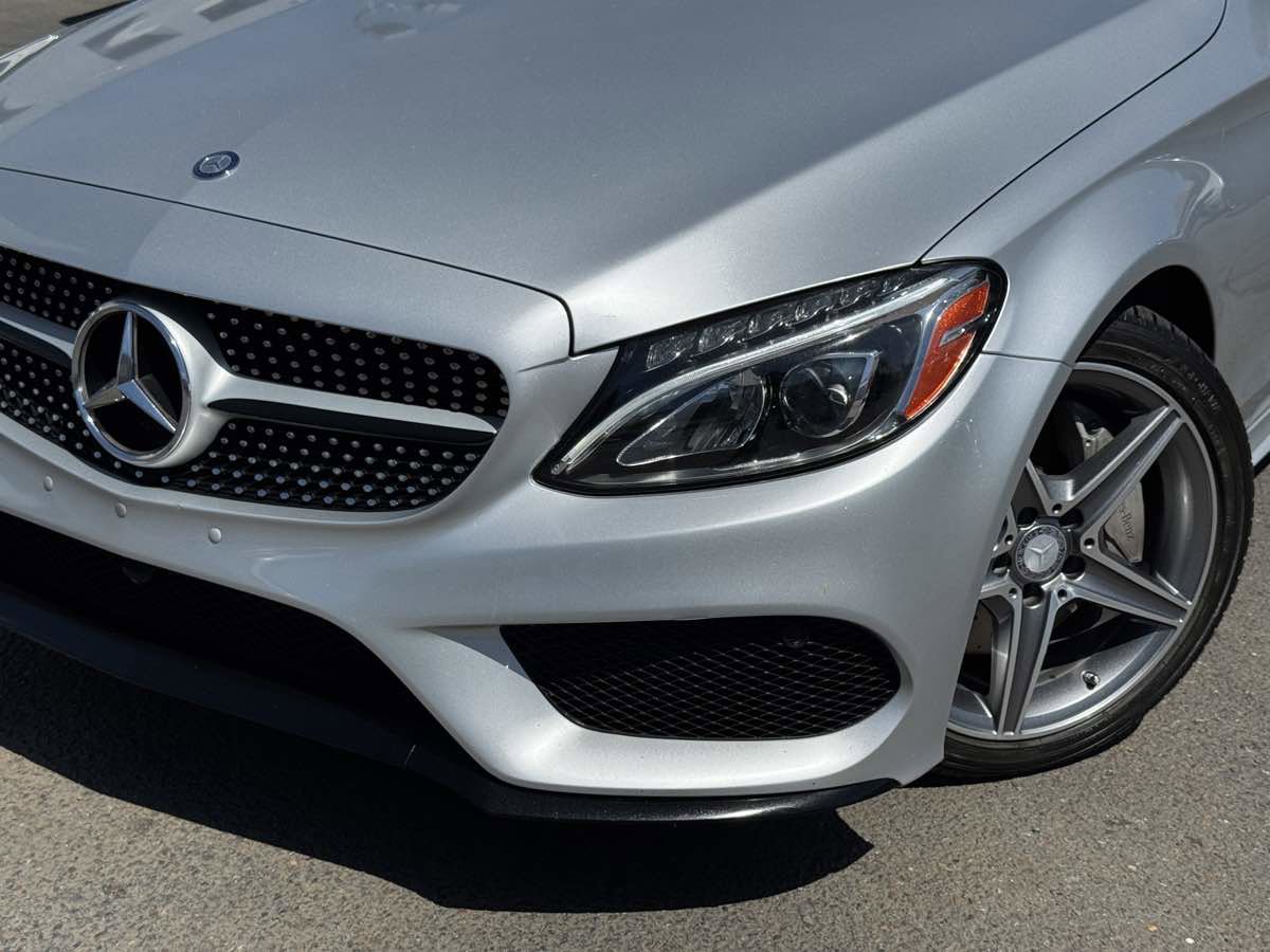Used 2017 Mercedes-Benz C 300 Coupe image 3