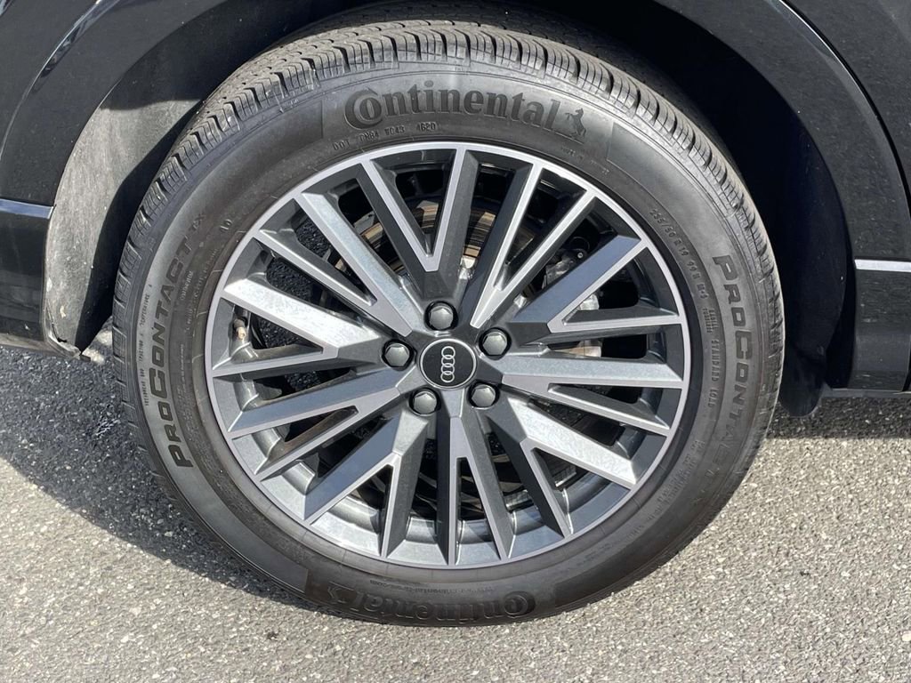 Used 2021 Audi Q3 2.0T Premium w/ Convenience Package image 9