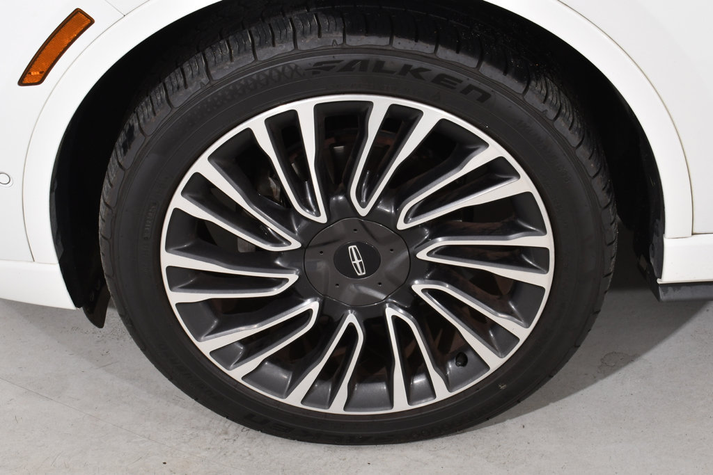 Used 2021 Lincoln Corsair Reserve AWD/4WD image 23