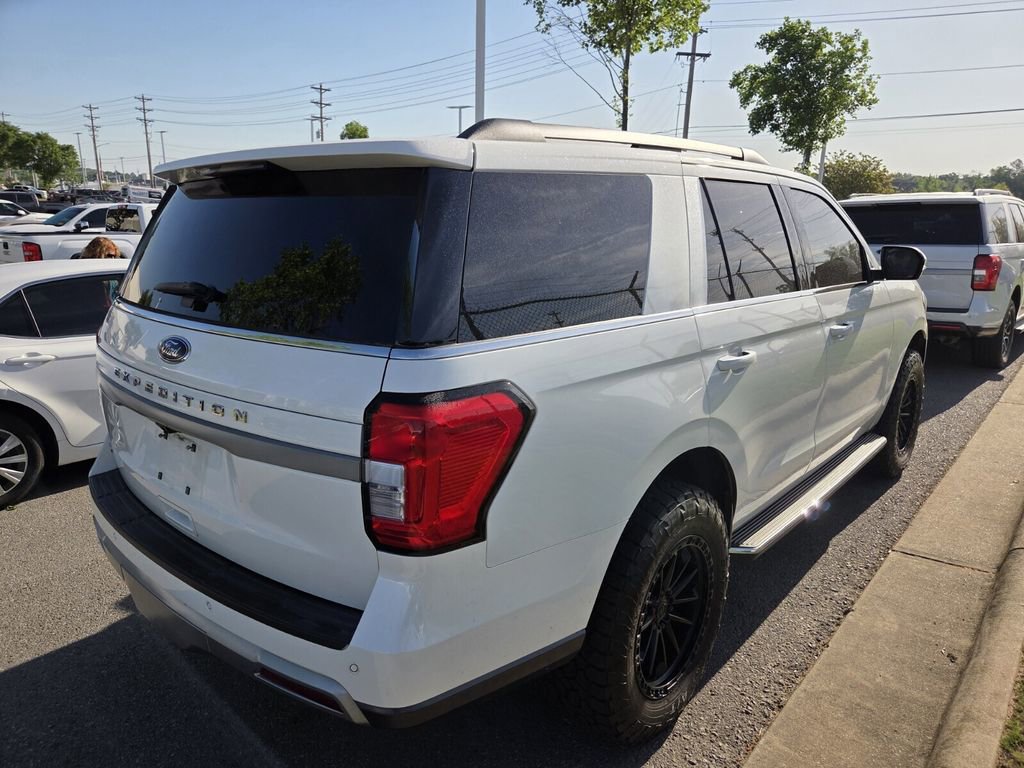 Used 2023 Ford Expedition XLT RWD image 8