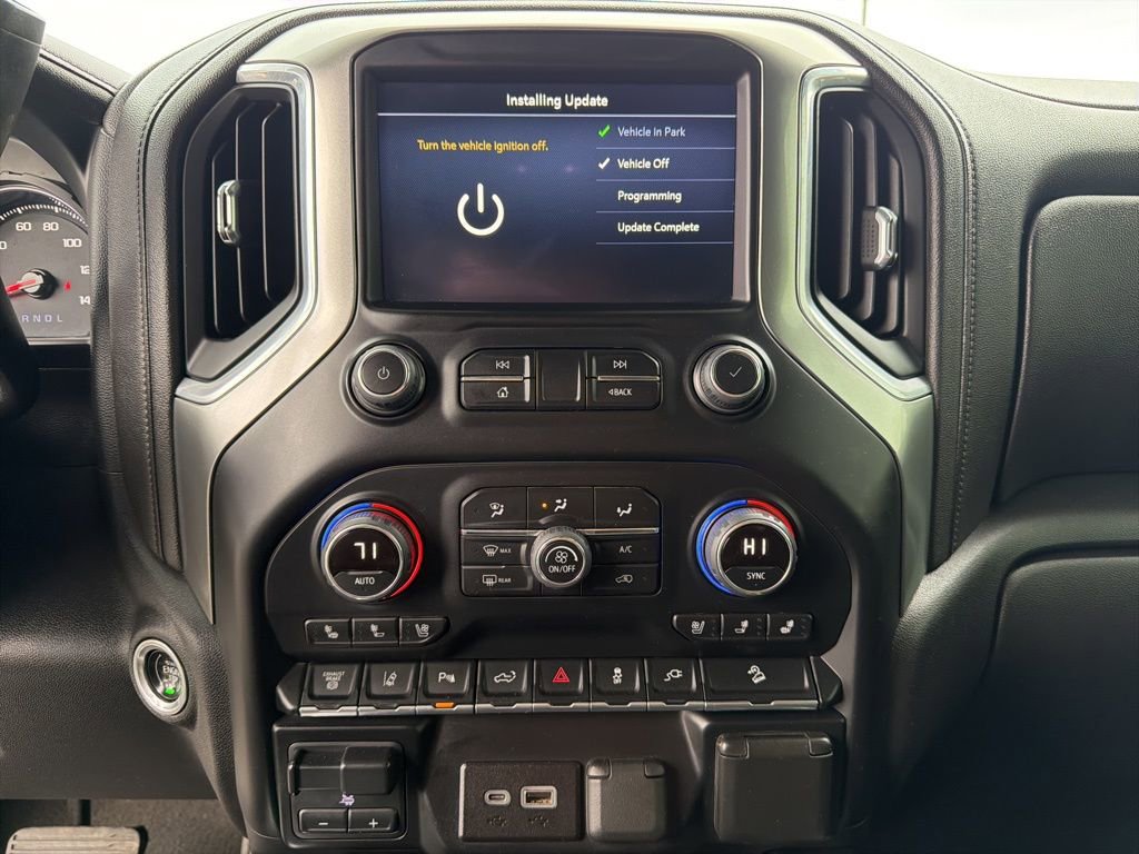 Used 2022 Chevrolet Silverado 2500 LTZ w/ LTZ Convenience Package image 43