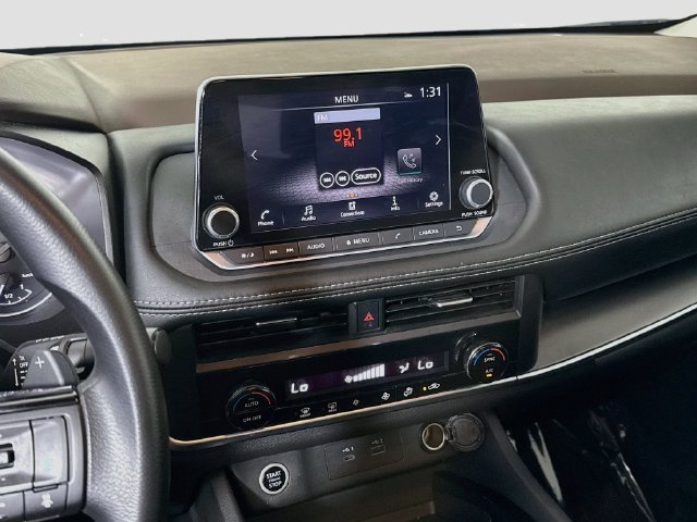 Used 2023 Nissan Rogue SV FWD image 17