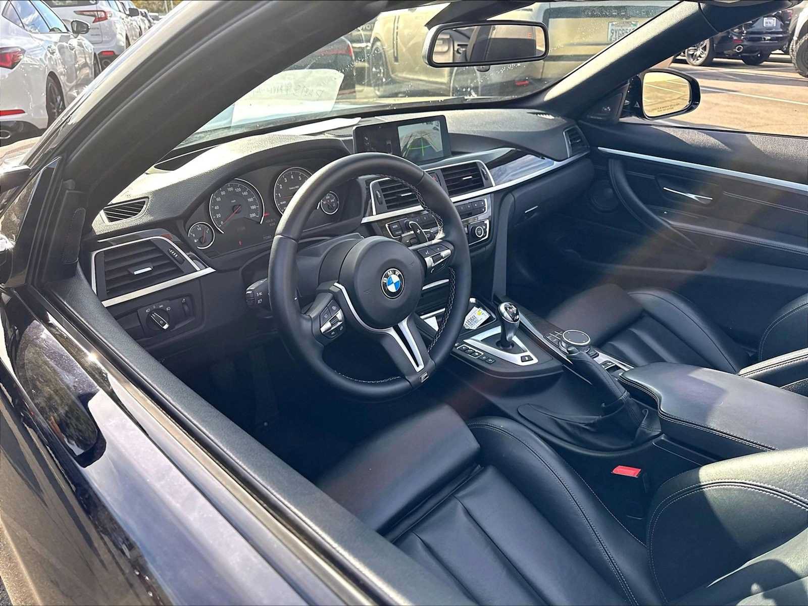Used 2017 BMW M4 Convertible RWD image 15