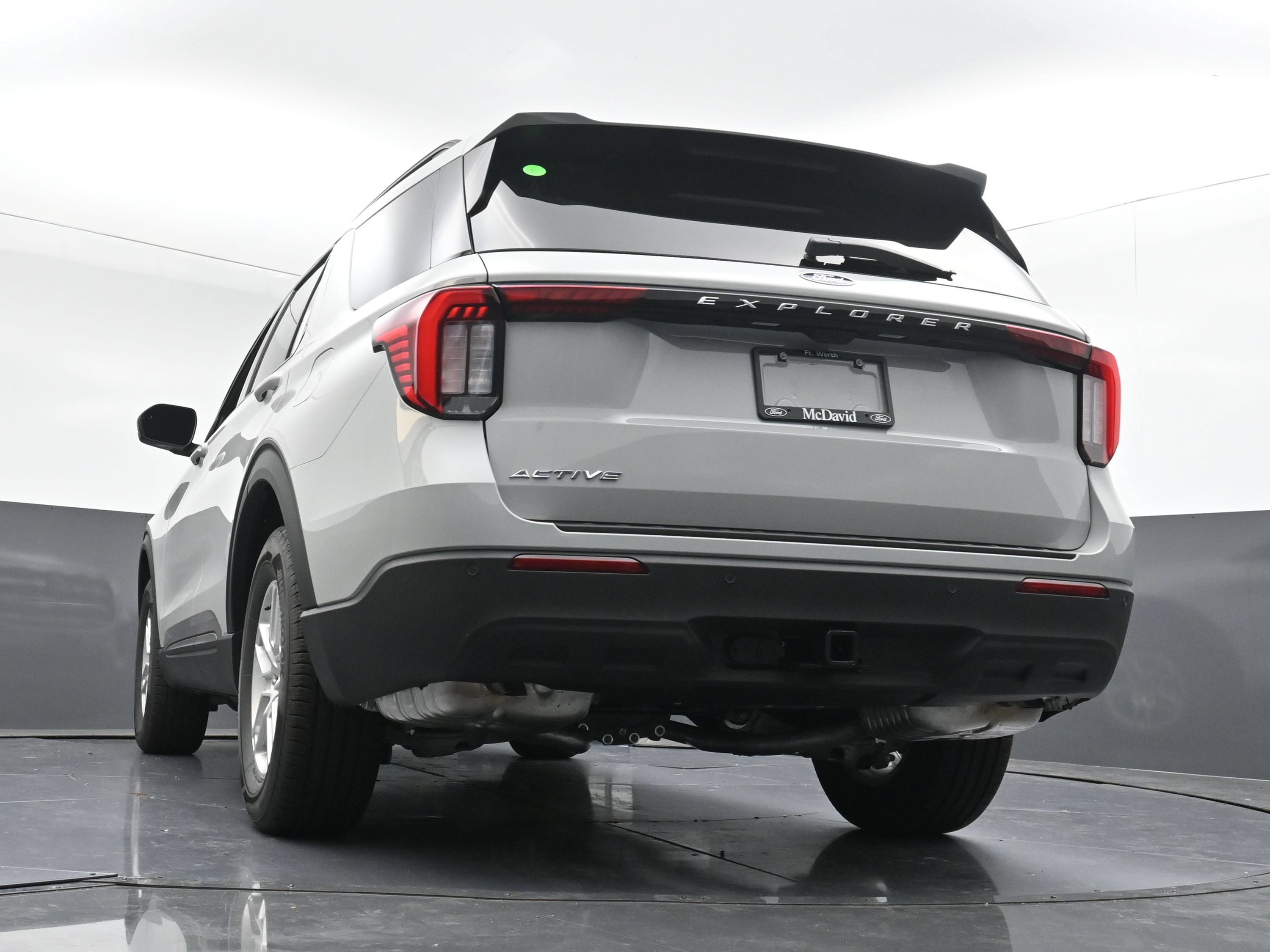New 2027 Ford Explorer Active RWD image 15