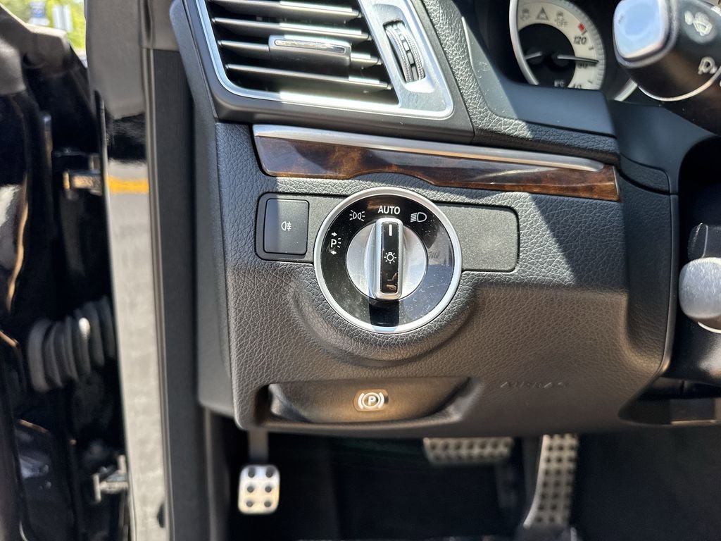 Used 2016 Mercedes-Benz E 400 Cabriolet image 54