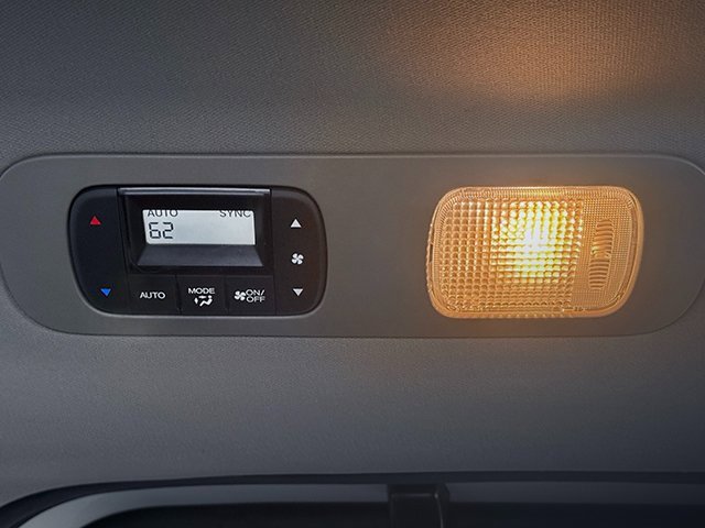 Used 2024 Honda Odyssey Elite image 18