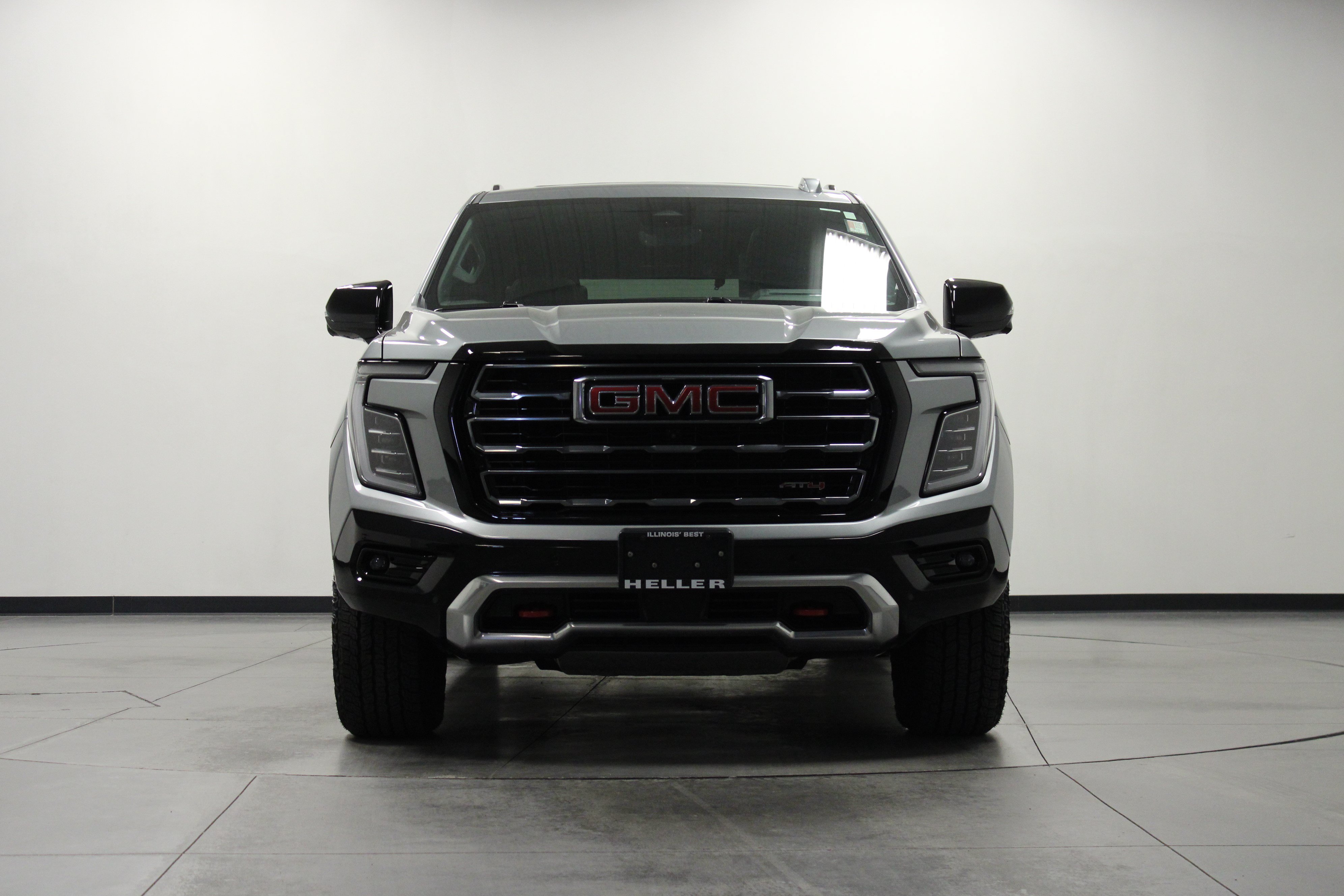 Used 2026 GMC Yukon AT4 w/ AT4 Premium Plus Package AWD/4WD image 9