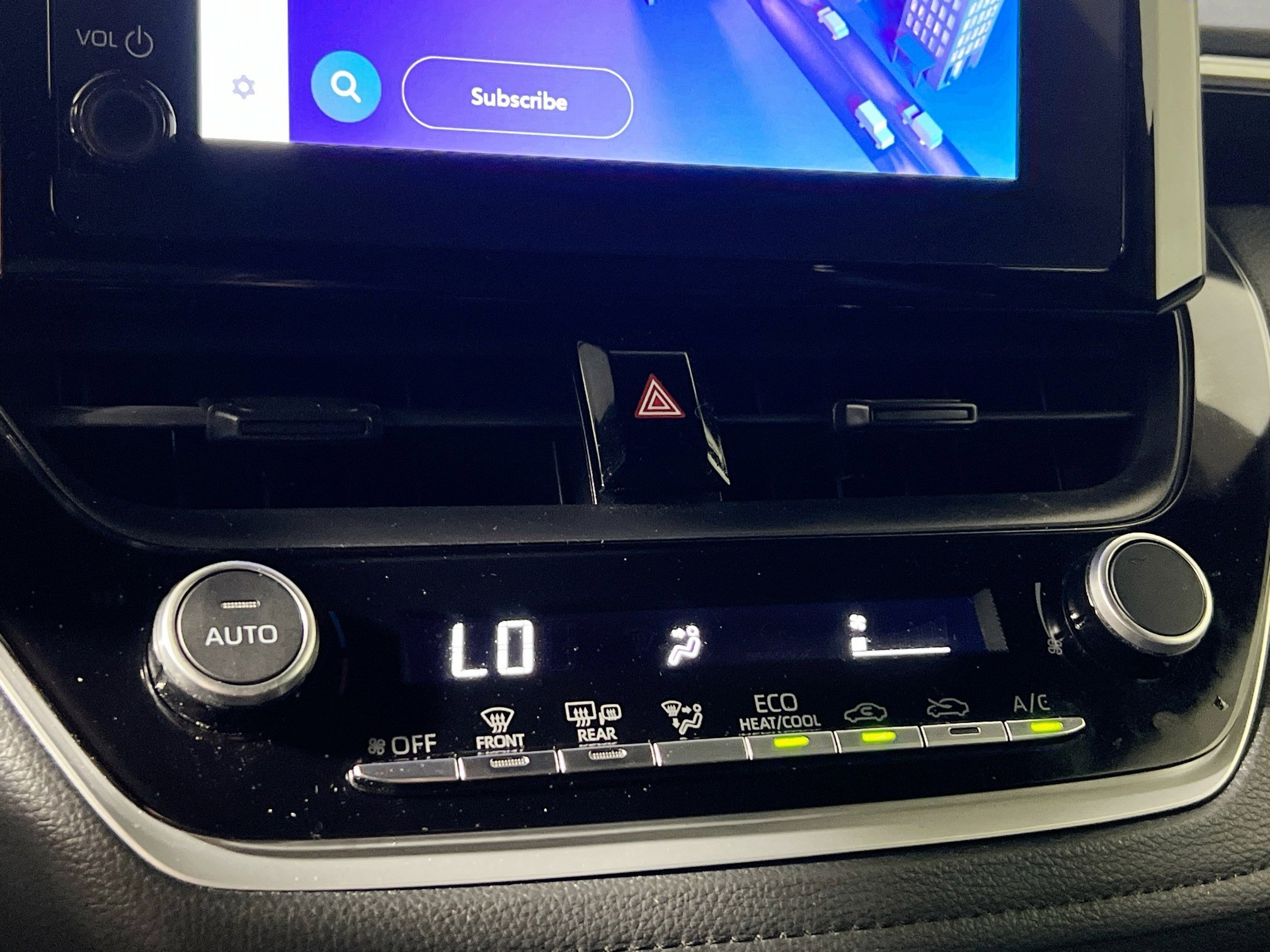 Used 2023 Toyota Corolla SE image 26