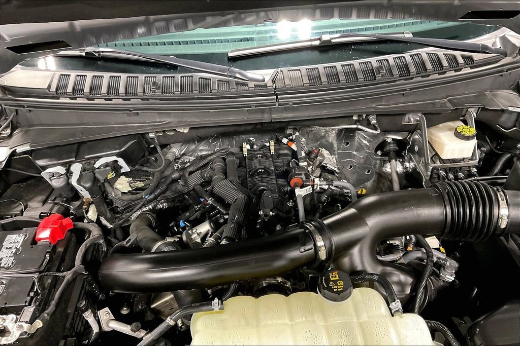 Used 2024 Ford Expedition Limited image 43