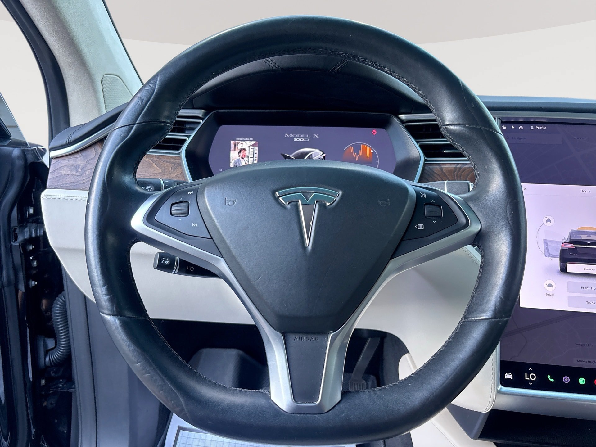 Used 2018 Tesla Model X 100D AWD/4WD image 11