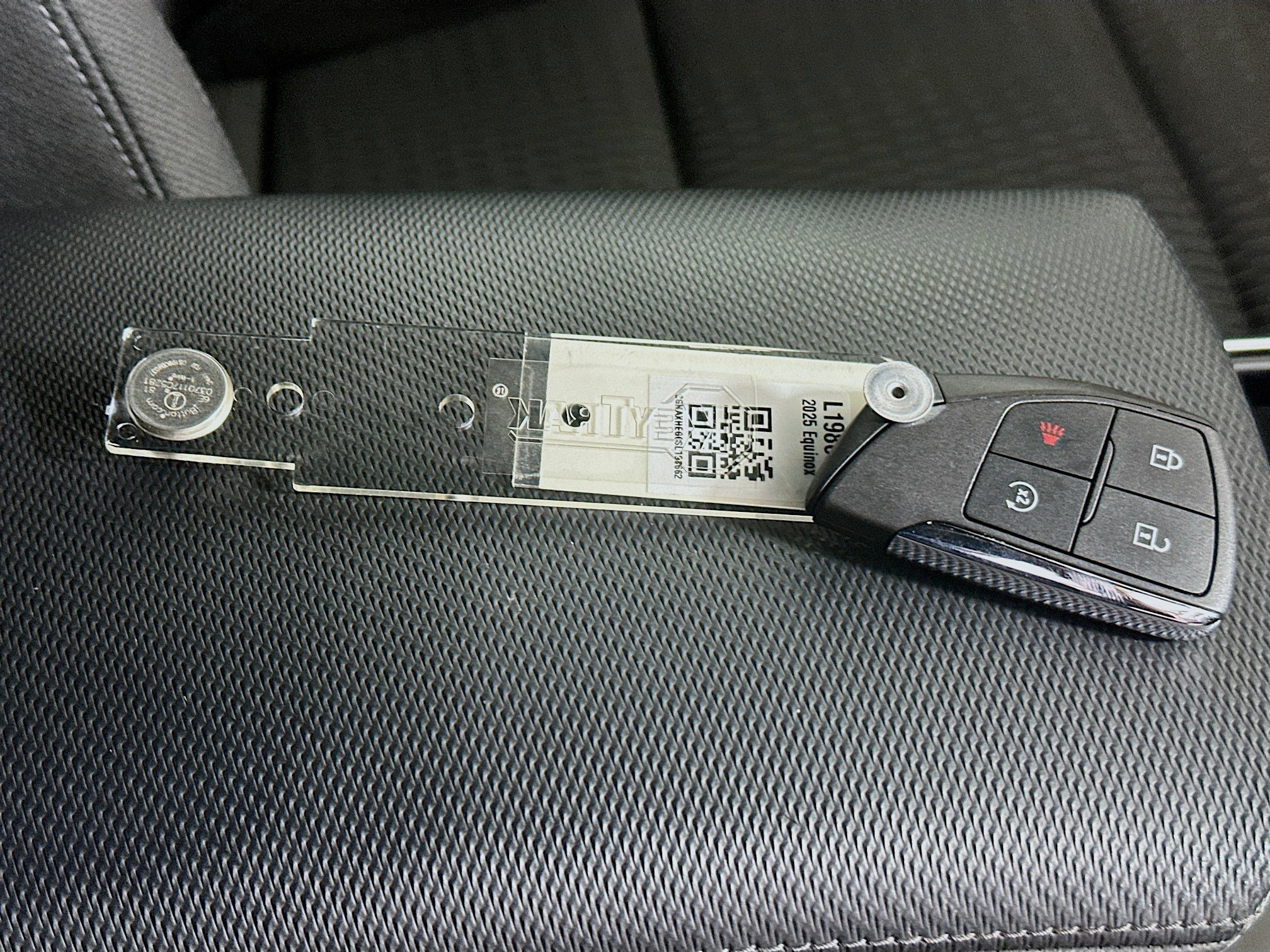 Used 2025 Chevrolet Equinox LT FWD image 33