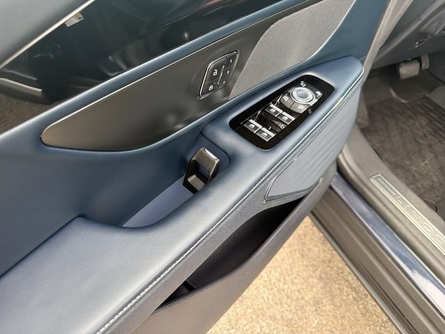 Certified 2024 Lincoln Nautilus Reserve AWD/4WD image 14