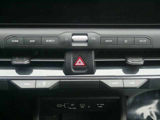 Used 2025 Kia K4 EX image 27