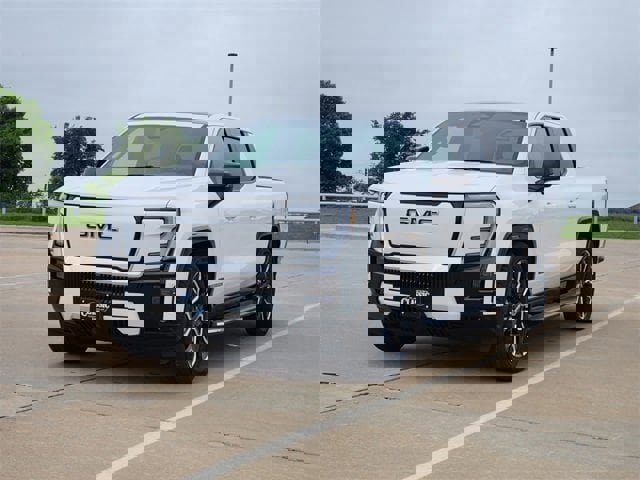 New 2025 GMC Sierra EV Denali image 3