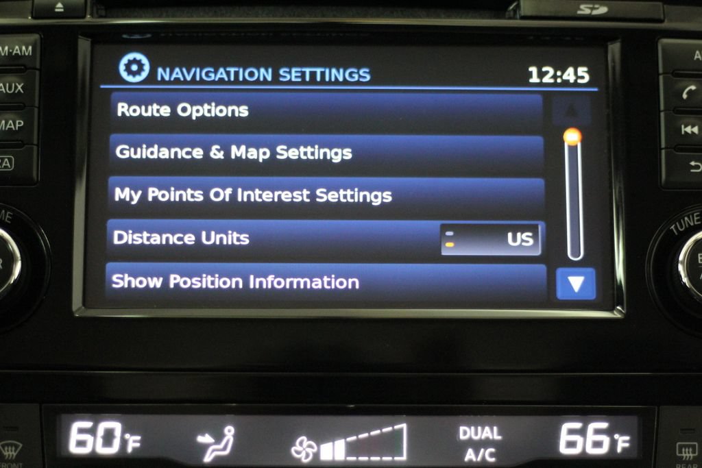 Used 2017 Nissan Rogue Sport SL AWD/4WD image 22