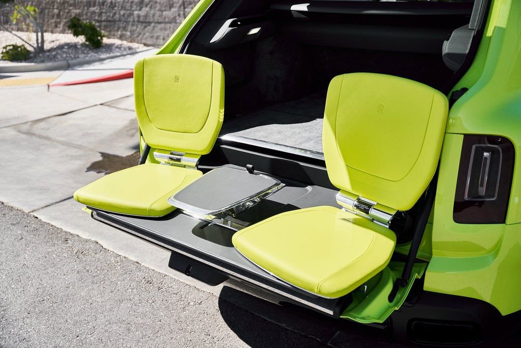 Used 2024 Rolls-Royce Cullinan image 22