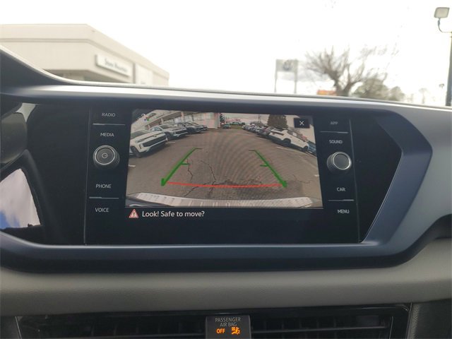 Certified 2023 Volkswagen Taos SE image 24