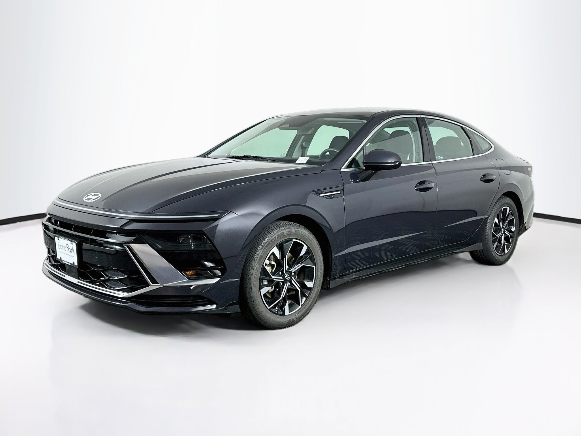 Used 2025 Hyundai Sonata SEL FWD image 3
