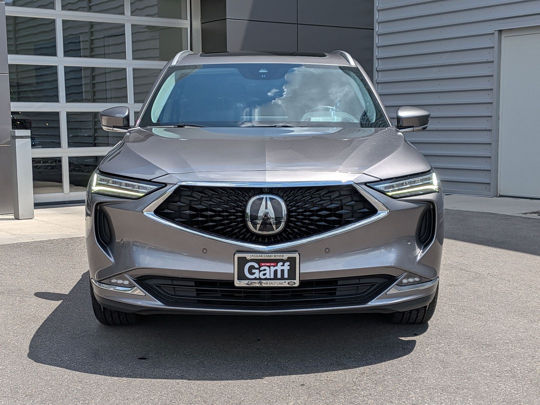 Used 2022 Acura MDX w/ Advance Package AWD/4WD image 2